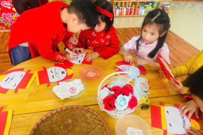 HOẠT ĐỘNG TRẢI NGHIỆM “HỘI CHỢ XUÂN” – XUÂN YÊU THƯƠNG, TẾT SUM VẦY